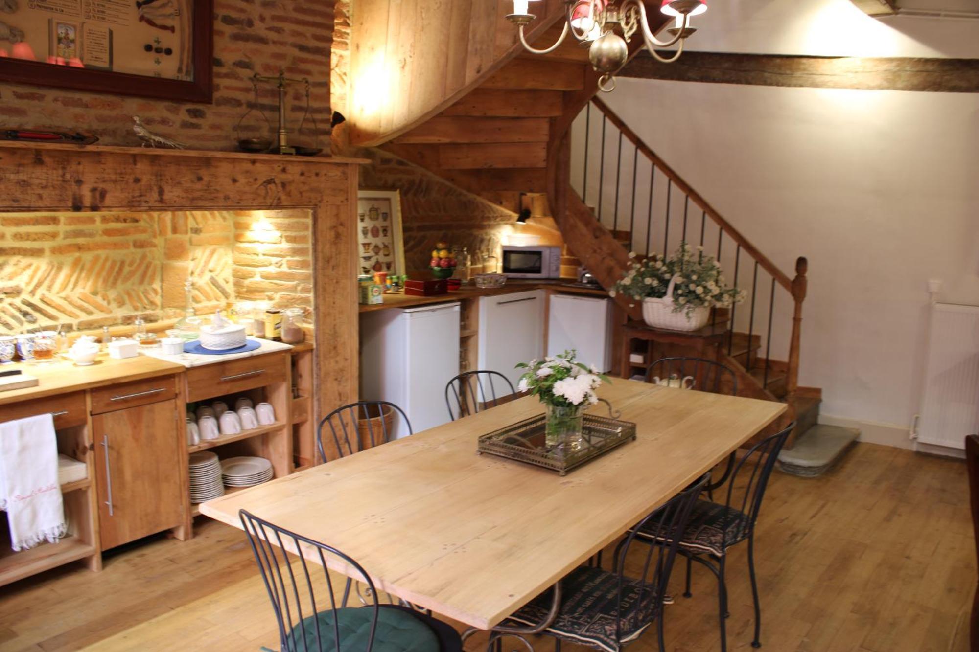 Bed and Breakfast Ombre Rose Le Fousseret Exterior foto