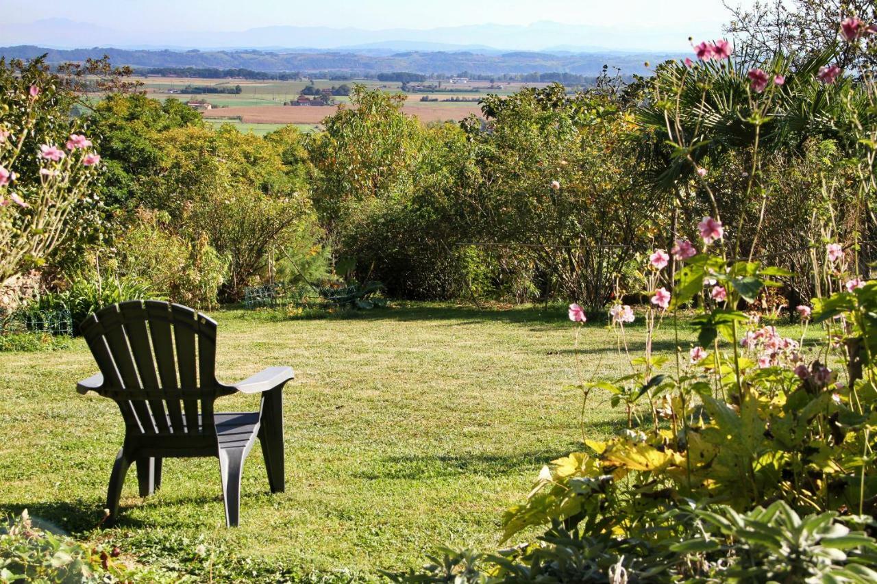 Bed and Breakfast Ombre Rose Le Fousseret Exterior foto